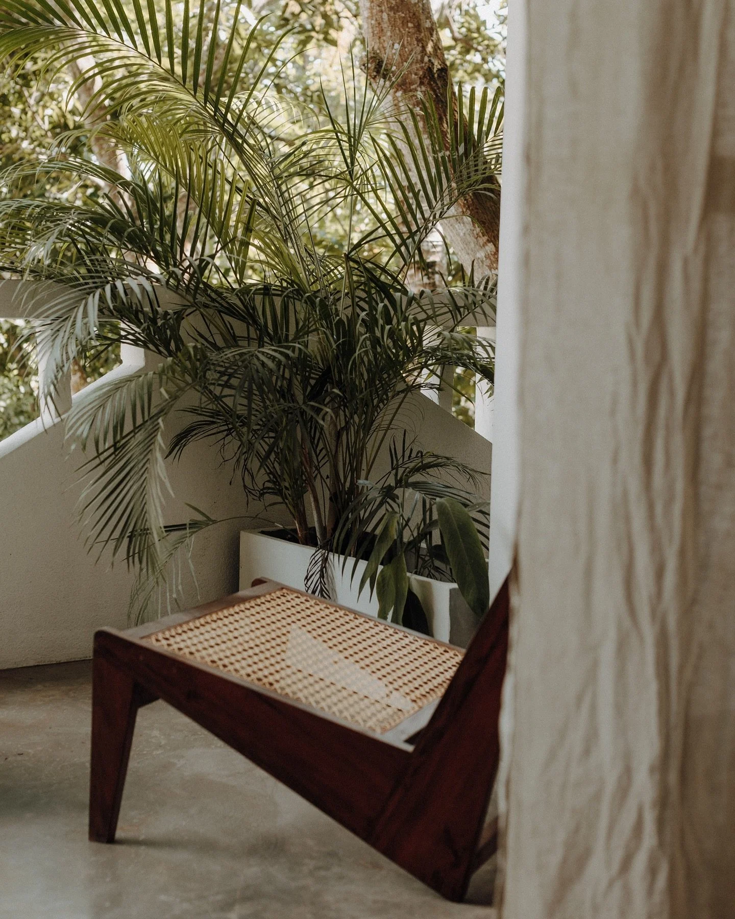 It&rsquo;s a vibe.
All of it.
The morning light, the birds singing soft tunes, the warmth of selected furniture pieces, the greenery, the warm wind and cool breeze, the smell of freshly brewed coffee, the soft tunes coming from downstairs, the light 